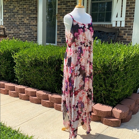 Lane Bryant Women’s Pink Floral Print Dress - Picture 4 of 8